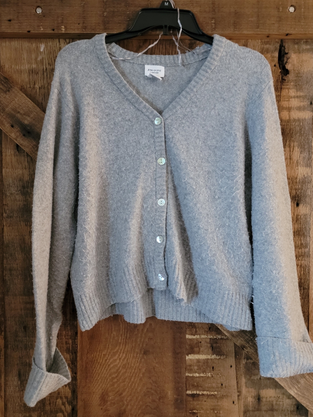 Cozy Women's Light Gray Button-Front V-Neck Cardigan Sweater